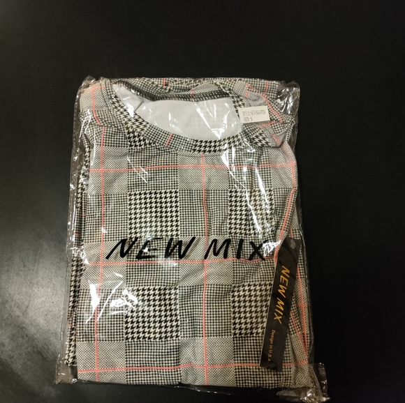 Biker short set, sizes small/medium. Plaid like detail - Picture 1 of 5